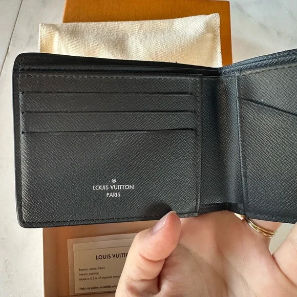 Louis Vuitton Black Leather Wallet - Picture 2 of 6